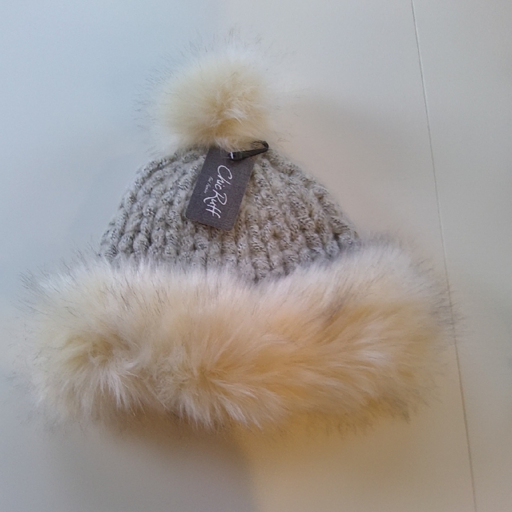 Chic Gray and Cream Pom-Pom Beanie